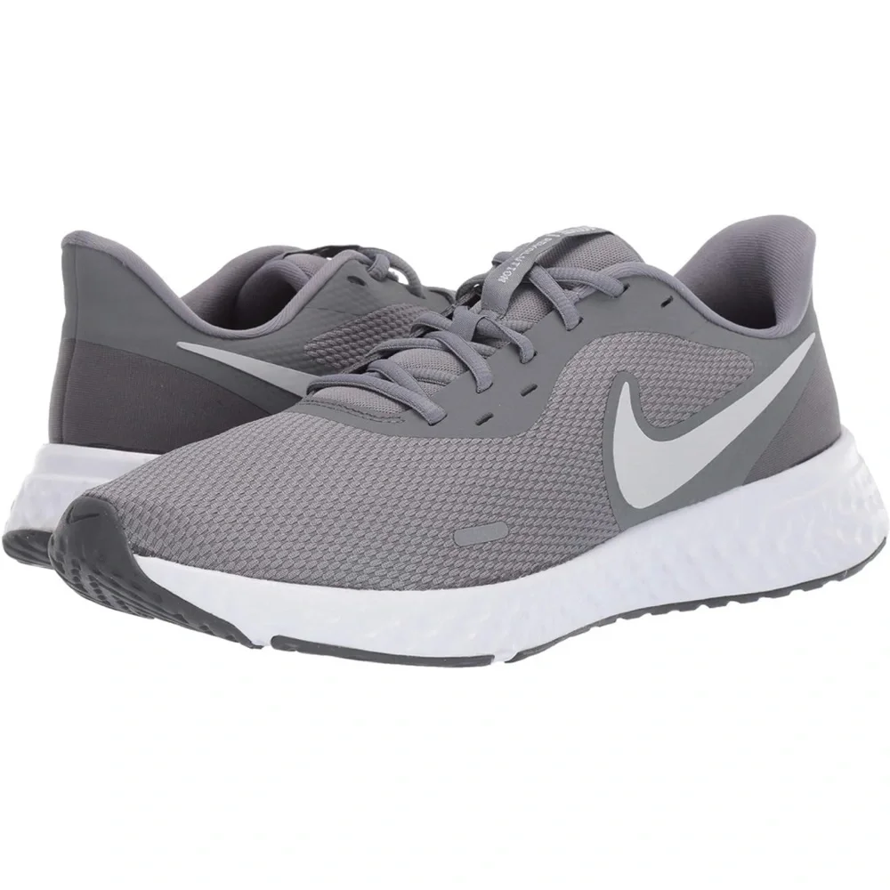 Nike Women's Stroke Running Shoe